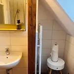 Gemuetliche Nahe Des Sees Fuer Bis Zu 10 Personen 아파트 *