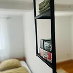 아파트 Gemuetliche Nahe Des Sees Fuer Bis Zu 10 Personen *