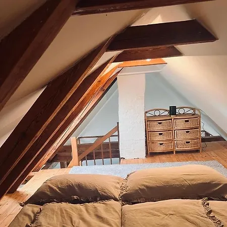 Gemuetliche Nahe Des Sees